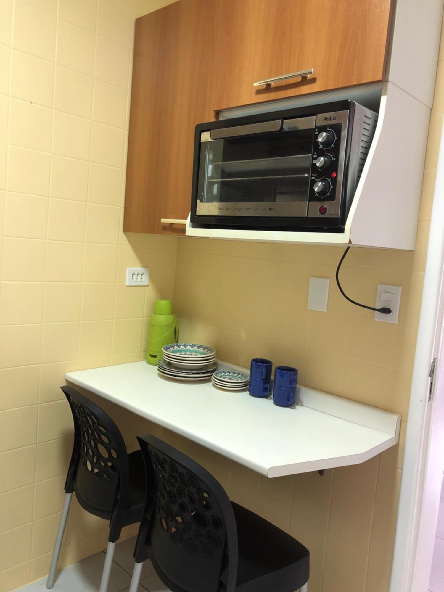 Apt A 150m Da Faixa De Da Ponta Com 2 Quartos 2 Banheiros Cozinha Sala De Estar Garagem Coberta 2 Elevadores Portaria 24h Recentemente Reformado Acomoda Ate 5 Pessoas Maceió
